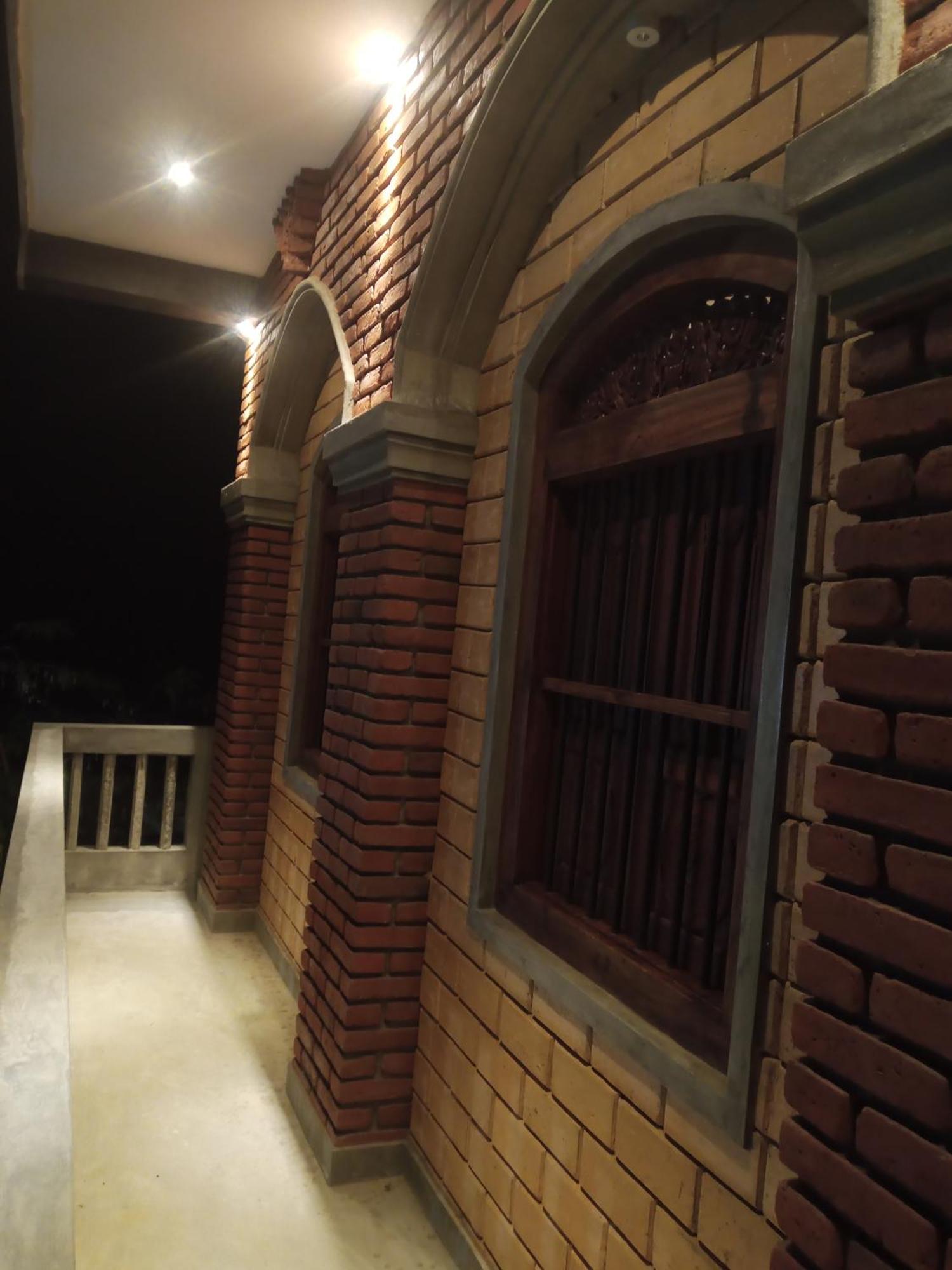 The Brick Wonder Hotell Habaraduwa Central Exteriör bild